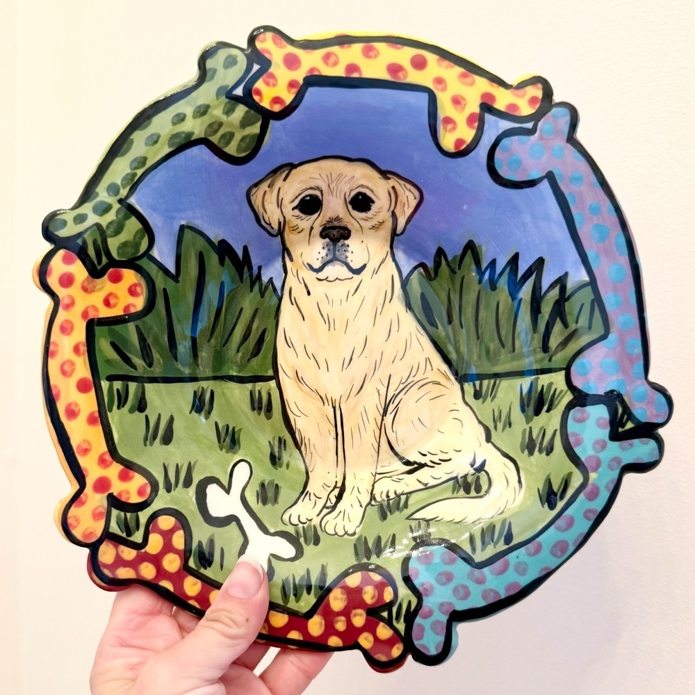 Hand-Painted Yellow Lab Pottery Colorful Bones Border Signed Art Dog Lover Gift - Picture 5 of 6